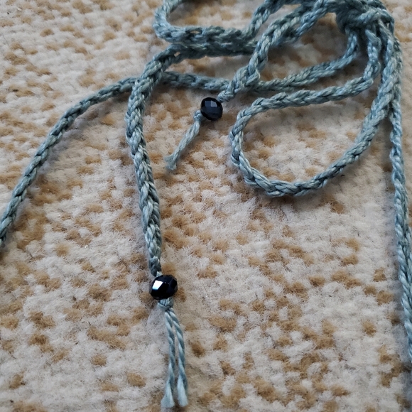 HANDCRAFTED Crochet Lace Up Halter Bralette Crop Top - Picture 5 of 9